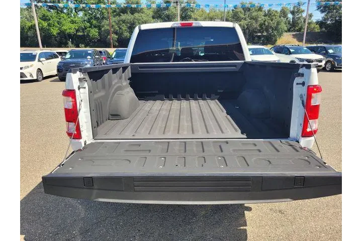 $37930 : Ford F-150 2023 4x4 XL 4dr S image 8