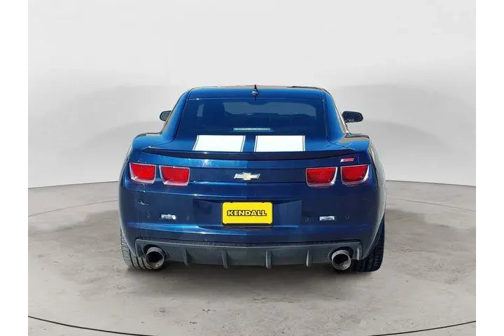 $17261 : Chevrolet Camaro 2010 SS 2dr image 4