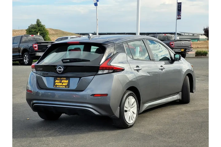 $15000 : Nissan LEAF 2024 S 4dr Hatch image 4