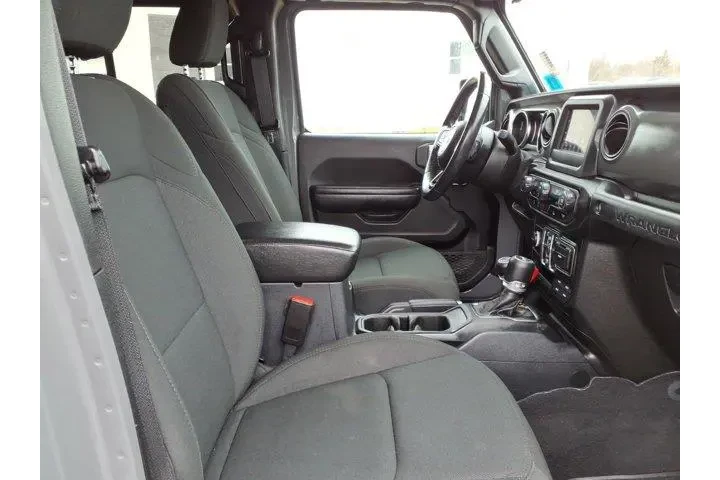 $24525 : Jeep Wrangler Unlimited 2021 image 7