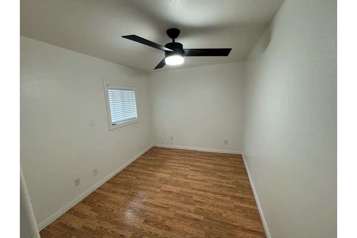 $2300 : ADU for Rent in Anaheim image 5