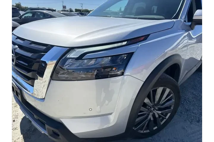 $34999 : Nissan Pathfinder 2025 SL 4d image 9