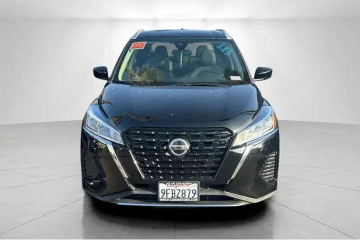 $16995 : Nissan Kicks 2021 SV 4dr Cro image 2