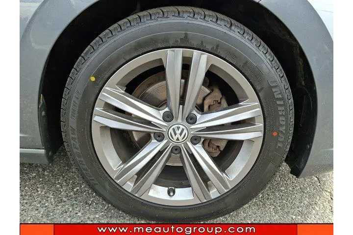 $13989 : Volkswagen Jetta 2020 R-Line image 7