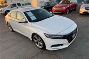 $20595 : 2018 Accord Touring thumbnail