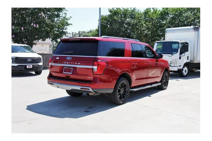 $37691 : Ford Expedition MAX 2022 4x4 image 4