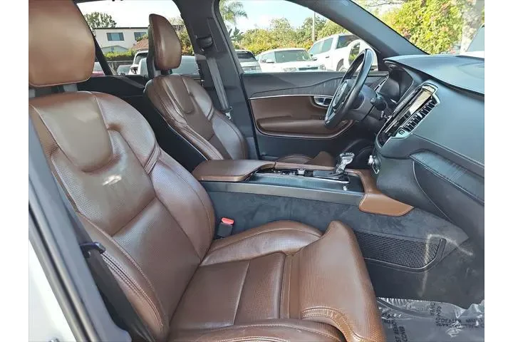 $24149 : Volvo XC90 2021 AWD T6 Inscr image 10