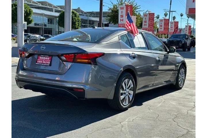 $22598 : Nissan Altima 2025 2.5 S 4dr image 6