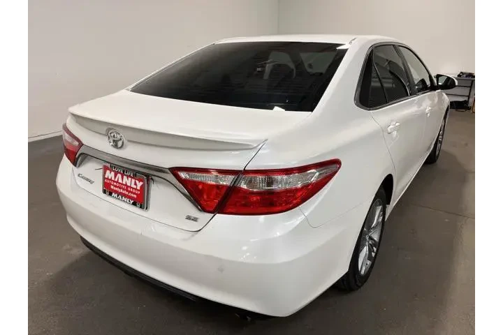 $13952 : Toyota Camry 2015 SE 4dr Sed image 3