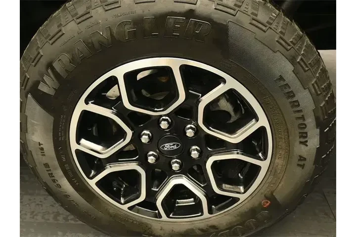 $39465 : Ford F-150 2022 4x4 XL 4dr S image 9