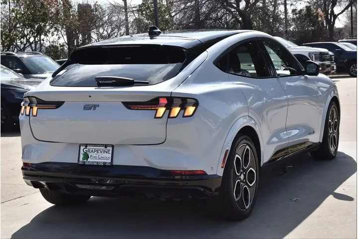 $37495 : Ford Mustang Mach-E 2023 AWD image 7