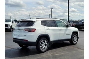 $24997 : Jeep Compass 2022 4x4 Latitu thumbnail