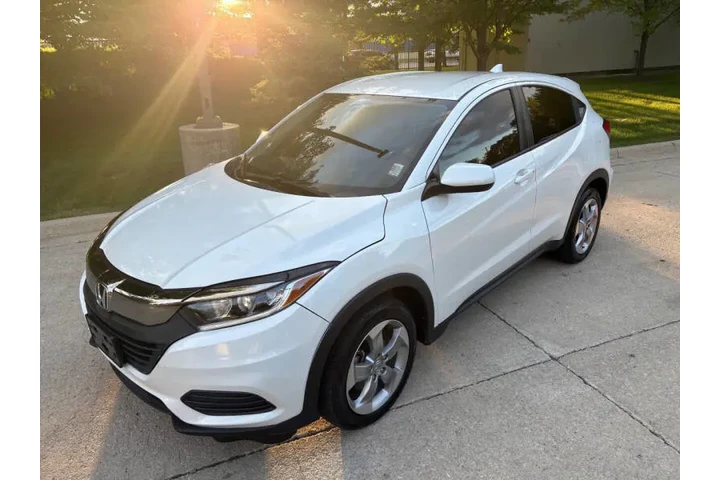 $15995 : 2021 HR-V LX image 3