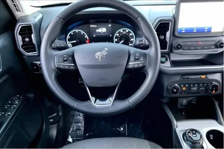 $27738 : Ford Bronco Sport 2024 AWD B image 5