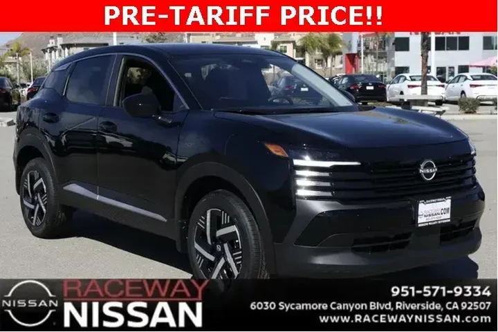 $22501 : Nissan Kicks 2025 SV 4dr Cro image 2