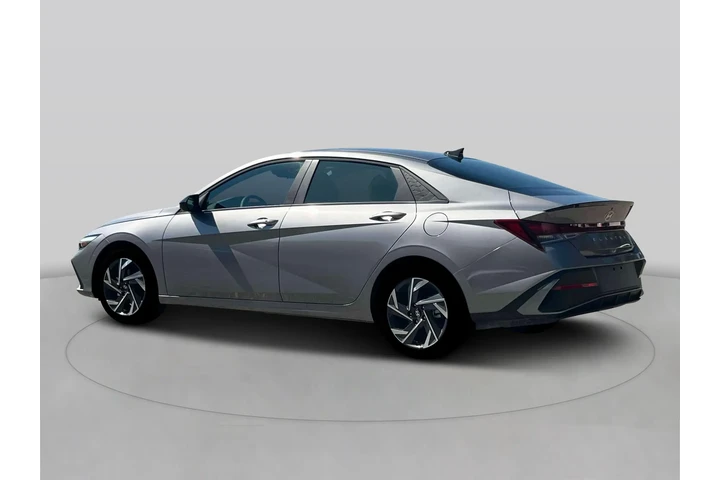 $18420 : Hyundai ELANTRA 2025 SEL Spo image 4
