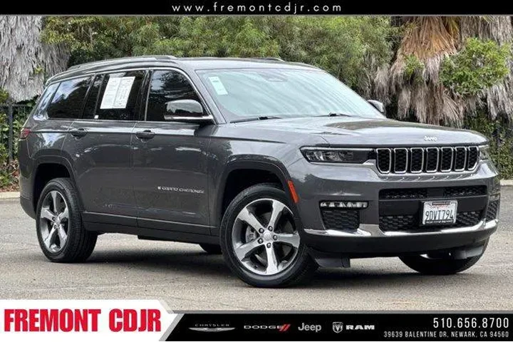 $31789 : Jeep Grand Cherokee L 2023 4 image 1
