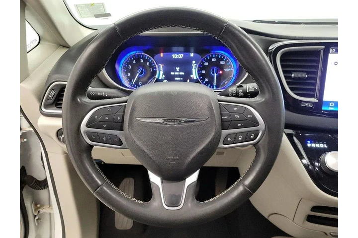 $23998 : Chrysler Pacifica 2022 Touri image 10