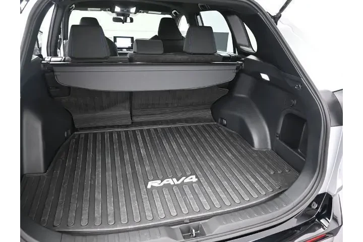 $39800 : Toyota RAV4 Hybrid 2025 AWD image 9
