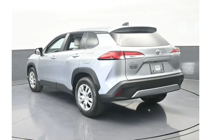 $22991 : Toyota Corolla Cross 2025 L image 4