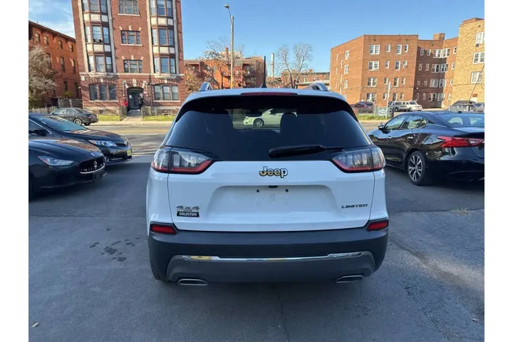 $12999 : 2019 Cherokee Limited image 8