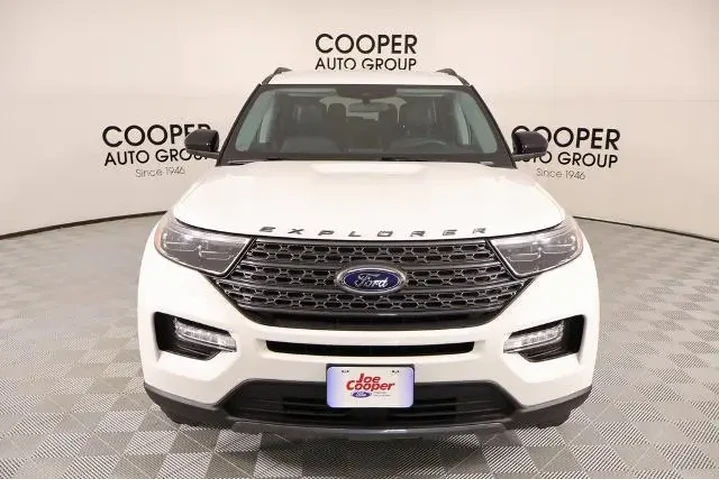 $37995 : Ford Explorer 2024 AWD XLT 4 image 9