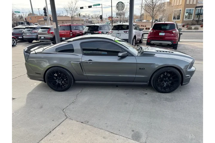 2014 Mustang GT Coupe image 4