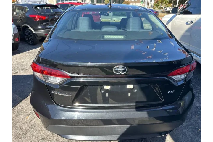 $17995 : 2020 Corolla LE image 4
