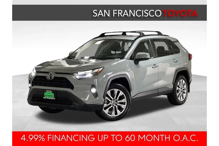 $33888 : Gold Certified2022 RAV4 XLE P image 1