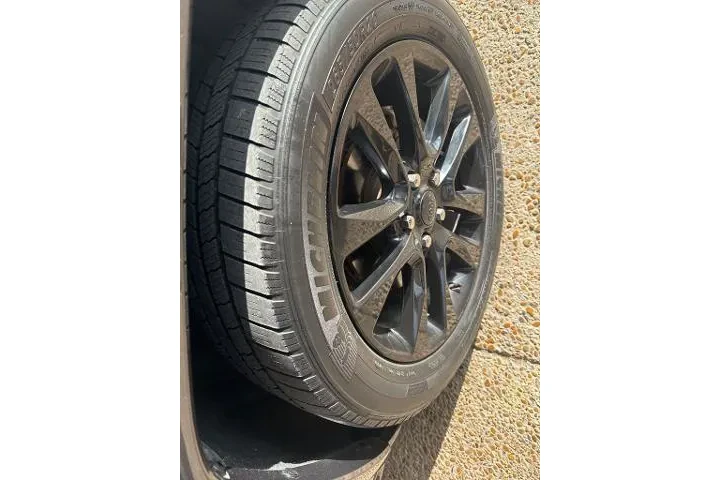 $12368 : Jeep Grand Cherokee 2018 4x2 image 2