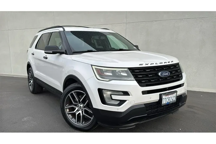 $15875 : Ford Explorer 2016 AWD Sport image 1