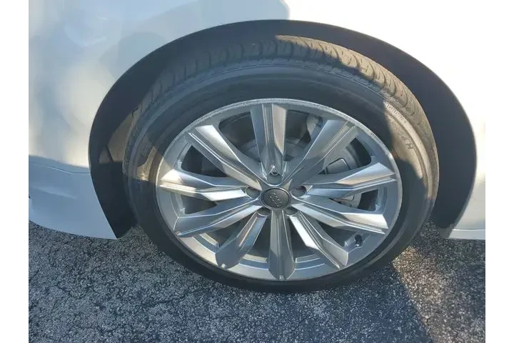 $17490 : Audi A8 L 2017 AWD 3.0T quat image 8