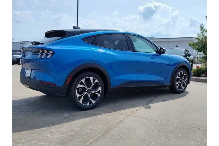 $35987 : Ford Mustang Mach-E 2025 Sel image 7