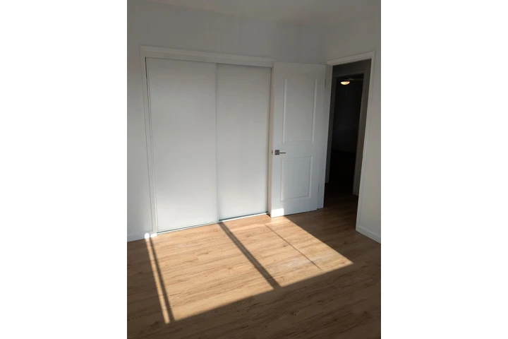 $2195 : BONITO APARTAMENTO EN CUDAHY image 4