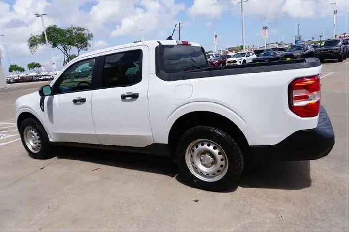 $26488 : Ford Maverick 2023 AWD XL 4d image 4