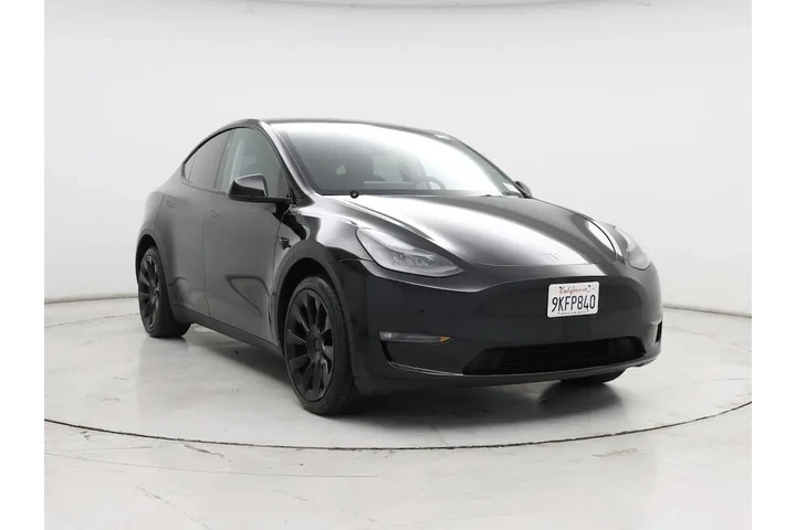 $31998 : Tesla Model Y 2023 4dr Cross image 1