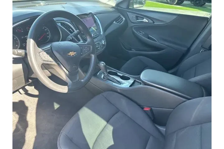 $17679 : Chevrolet Malibu 2020 LS Fle image 8