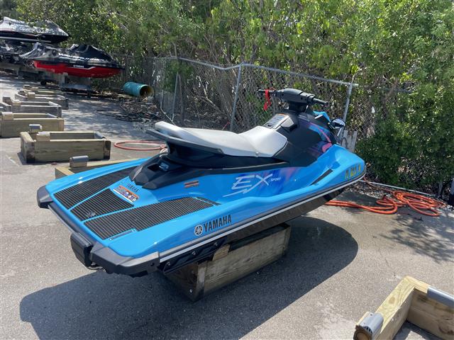 $9600 : Yamaha WaveRunners EX Sport image 2