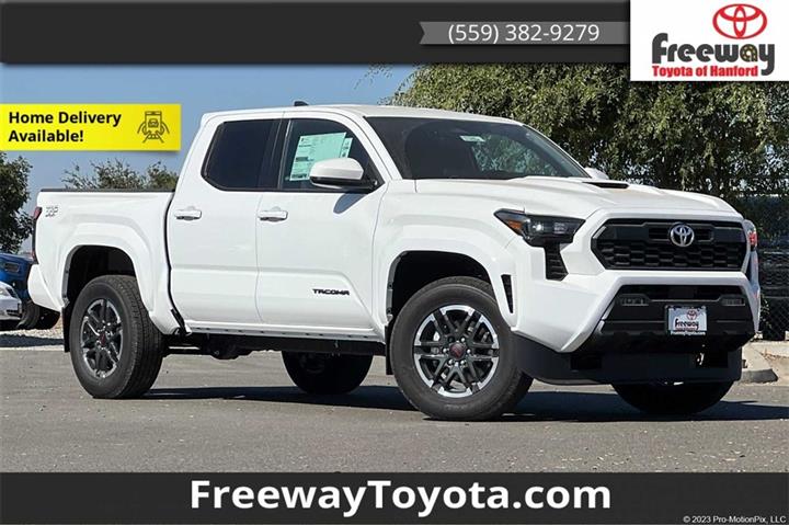 $45944 : New 2024 Tacoma TRD Sport Dou image 1