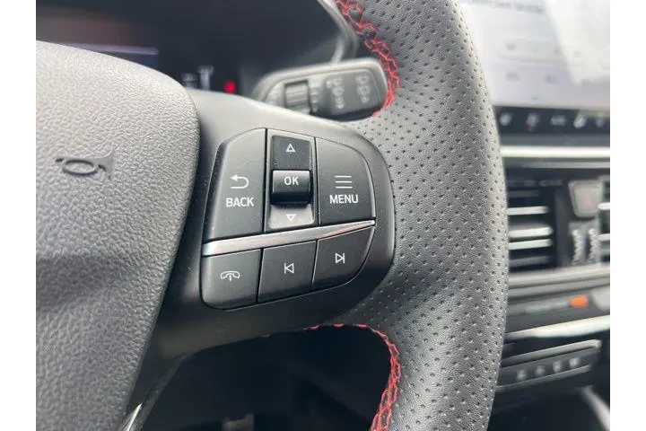 $22863 : Ford Escape 2023 ST-Line 4dr image 10