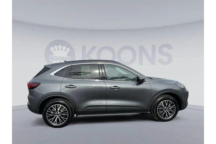 $27500 : Ford Escape Plug-In Hybrid 2 image 6