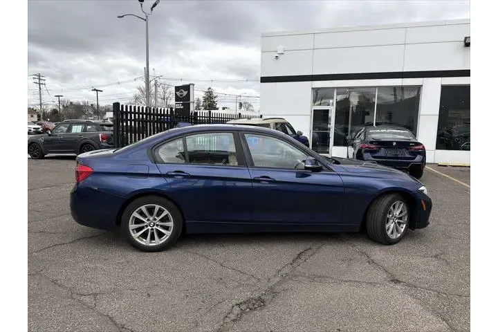 $14943 : BMW 3 Series 2018 AWD 320i x image 6
