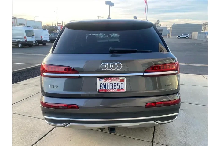 $28788 : Audi Q7 2021 AWD quattro Pre image 6