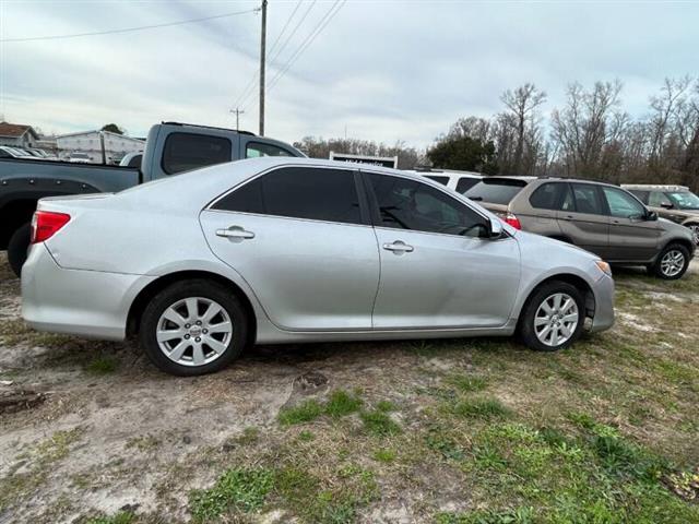 $11995 : 2013 Camry SE image 4