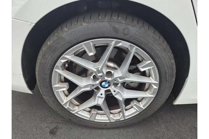 $34845 : BMW 3 Series 2025 330i 4dr S image 6