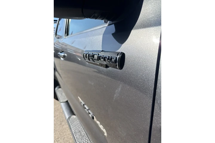 $29950 : Toyota Tacoma 2017 4x4 Limit image 10