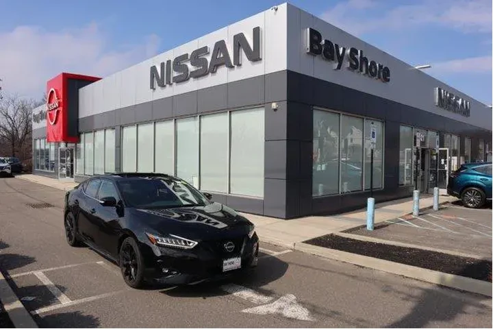 $28507 : Nissan Maxima 2023 3.5 SR 4d image 1