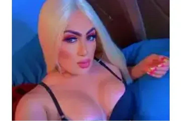 (323)602-7575  👄RUBY image 1