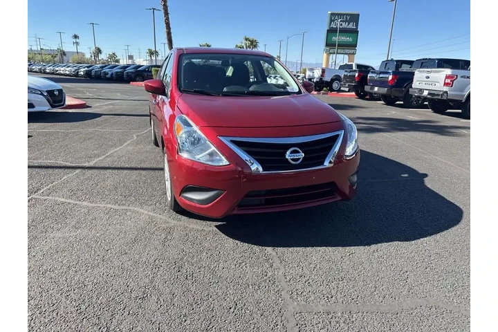 $9984 : Nissan Versa 2017 1.6 S 4dr image 3