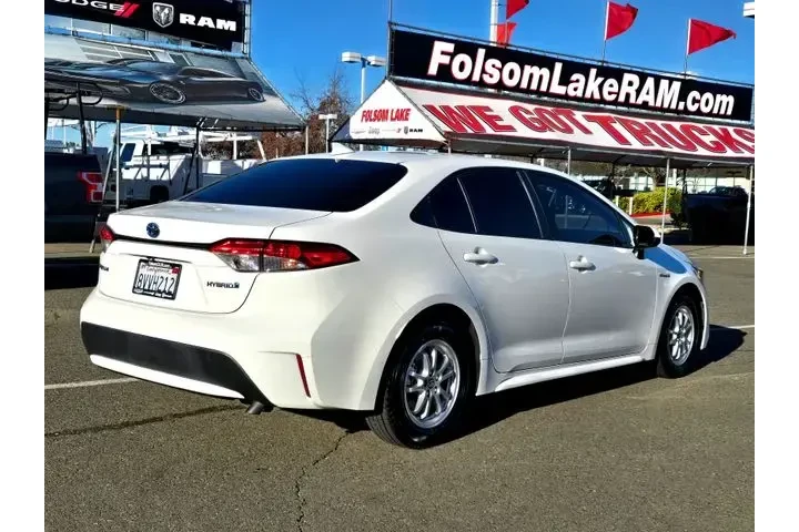 $17900 : Toyota Corolla Hybrid 2021 L image 4